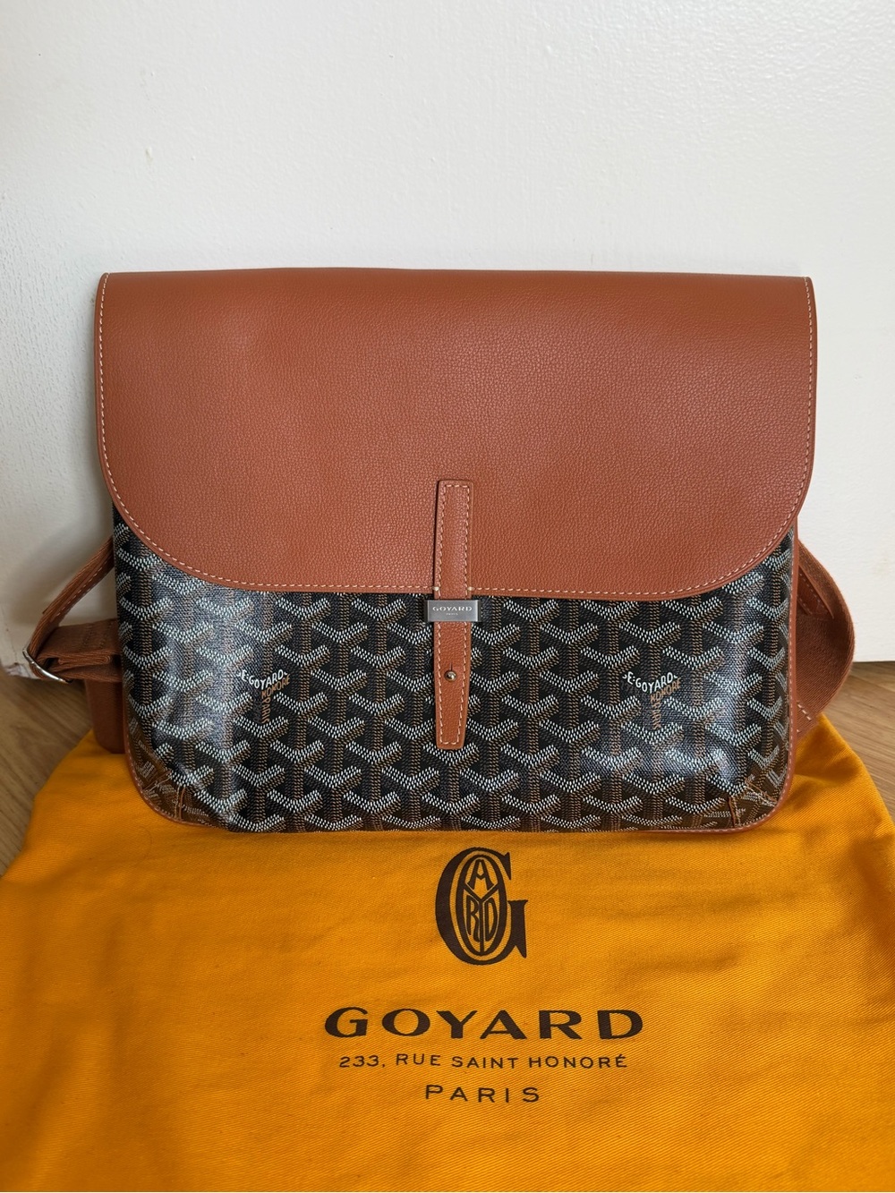 Goyard Brown Leather-Trim Messenger Bag with Signature Chevron Canvas